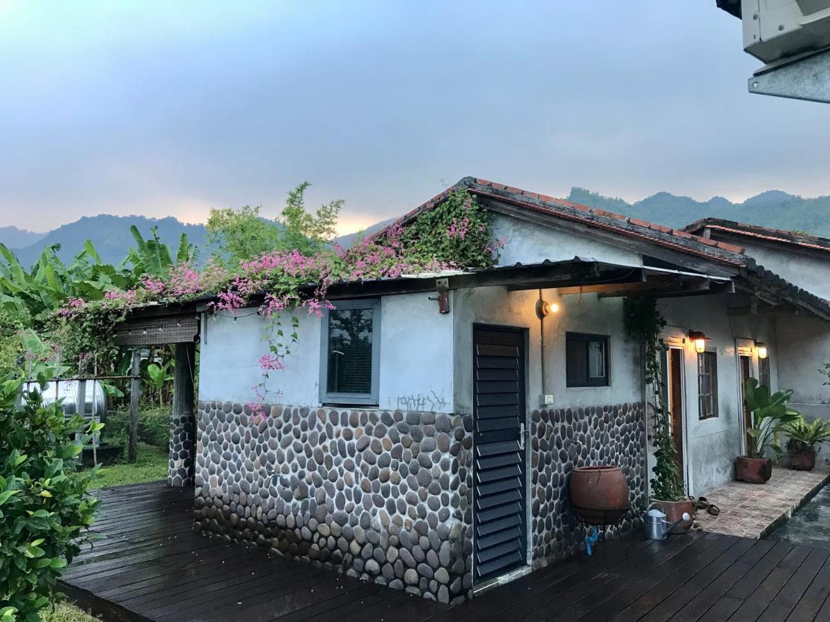 香蕉與黑膠 Yellow And Black Guest House Mei-nung Εξωτερικό φωτογραφία