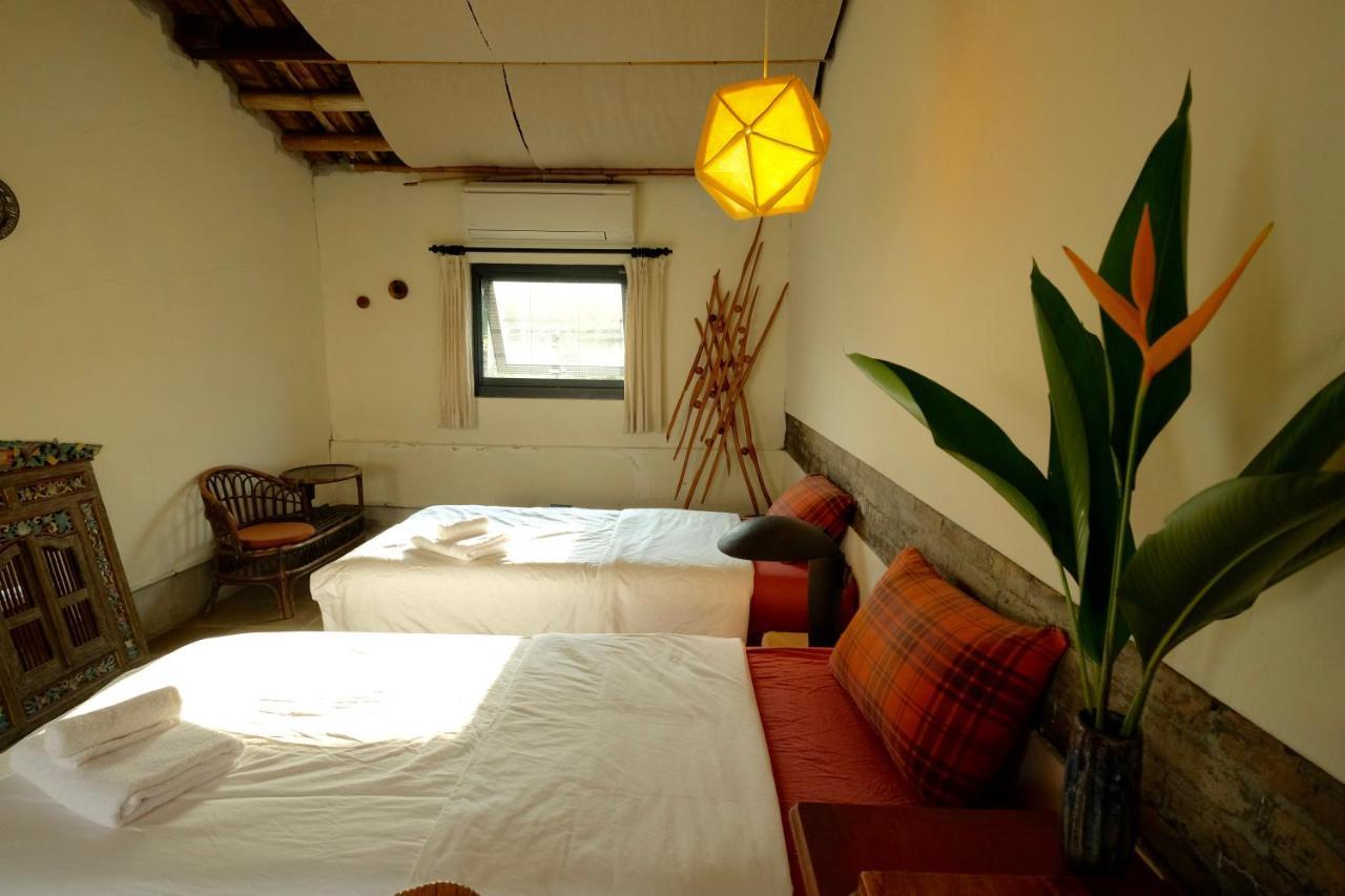 香蕉與黑膠 Yellow And Black Guest House Mei-nung Εξωτερικό φωτογραφία